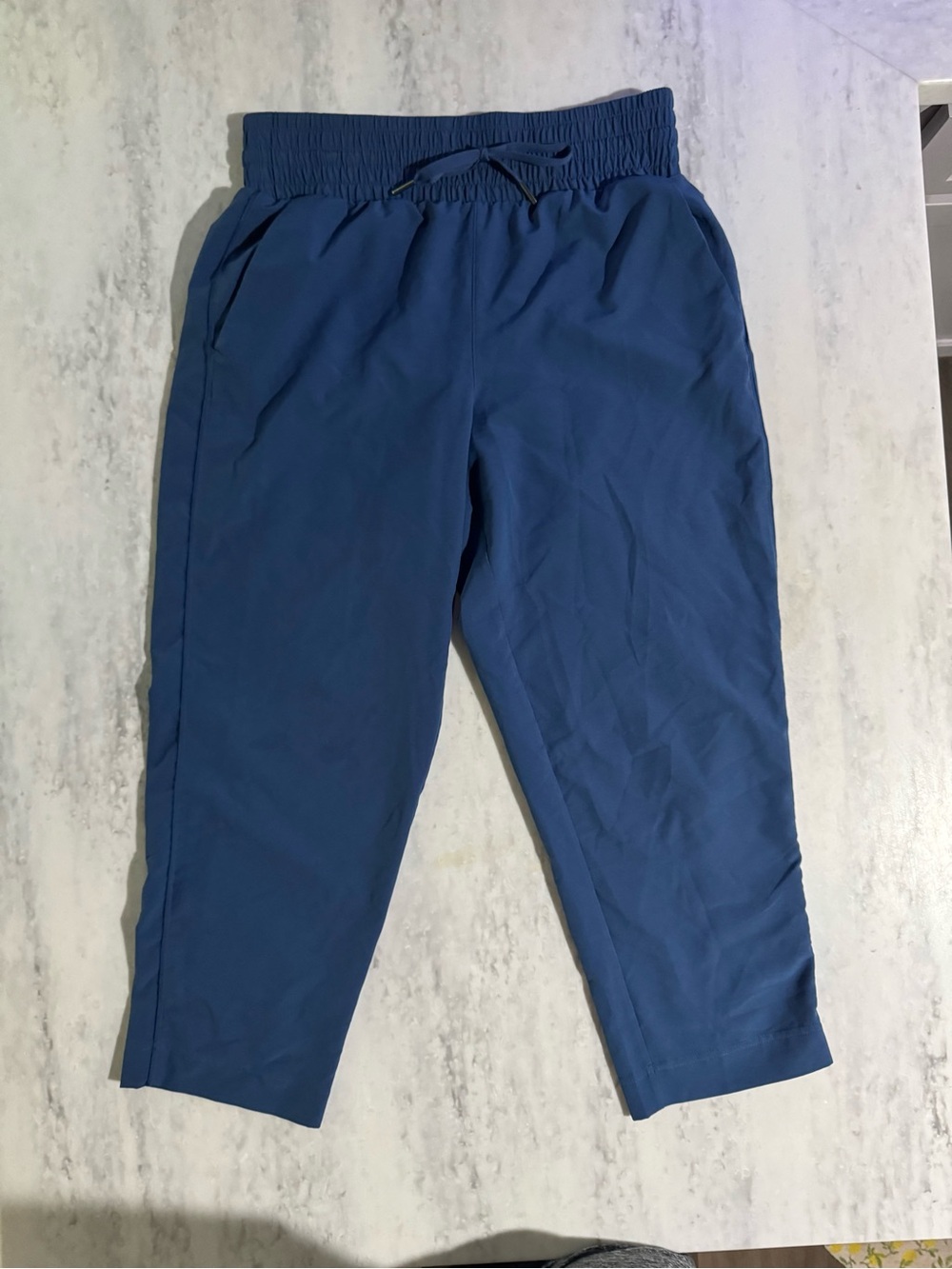 Spanx Drawstring Waist Blue Athletic to Office Cropped Pants size M 24” inseam